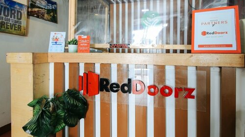 RedDoorz near OWWA Pasay, Rezervasyon Otel Luzon ucuz oteller