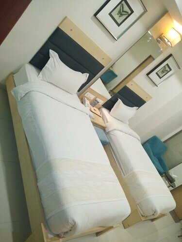 Hotel SN Blu, Book Hotel Thaltej 