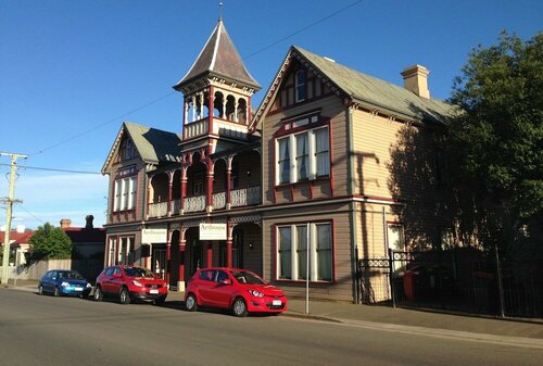 Arthouse Hostel, Prenota Ostello Invermay Tasmania
