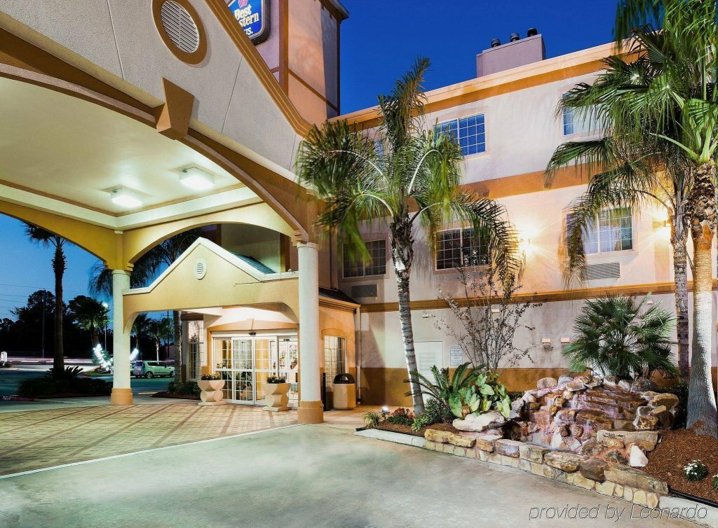 Best Western Plus Houston Atascocita Inn & Suites