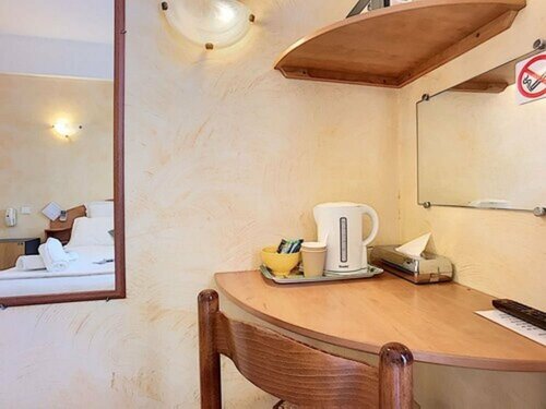 Le Provence Hôtel Golfe Juan, Забронировать Отель Отели Гольф-Жуан с завтраком, Завтраки