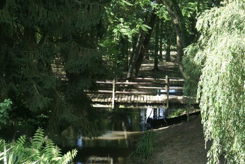 Moulin de Champrond -Montmirail -Sarthe, Забронировать Отель Отели Земель Луары с парковкой, Парковка