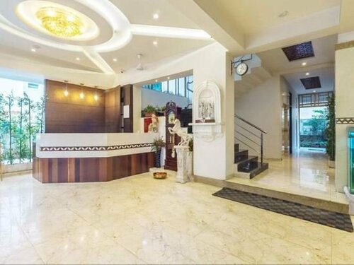 The Grand Tulip, Забронировать Отель Отели штата Махараштры с парковкой, Парковка