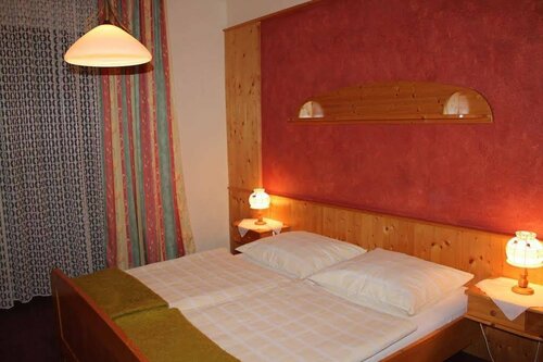 Gasthof & Appartementhaus Meyer, Prenota Hotel Annaberg Semmering-Rax-Schneeberg