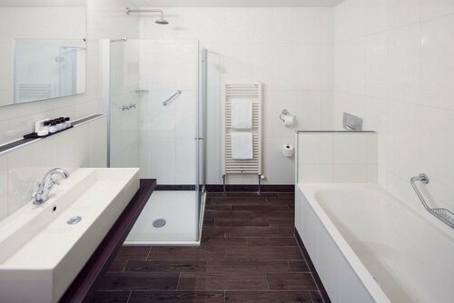 Van der Valk Hotel Emmeloord, Забронировать Отель Отели Норда 4 звезды, 4*