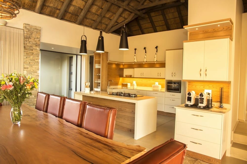 Jacana River Lodge Mjejane Game Reserve