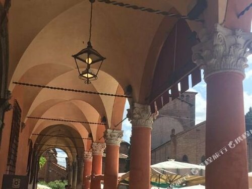 4 Patroni B&B, Забронировать Отель «постель и завтрак» Болонья Провинция Болонья