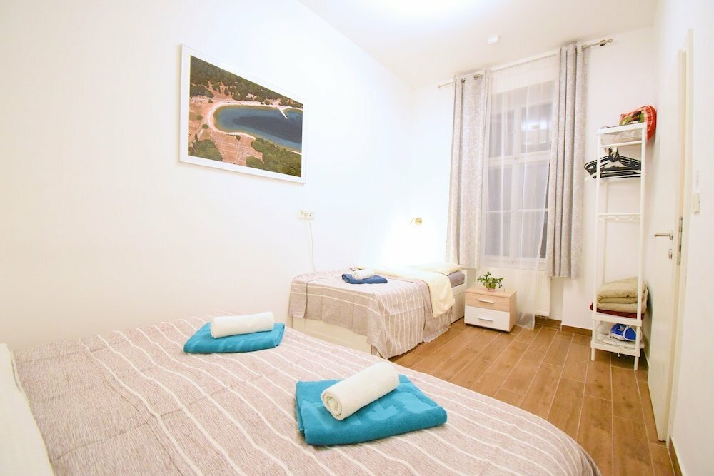 Donos Apartments