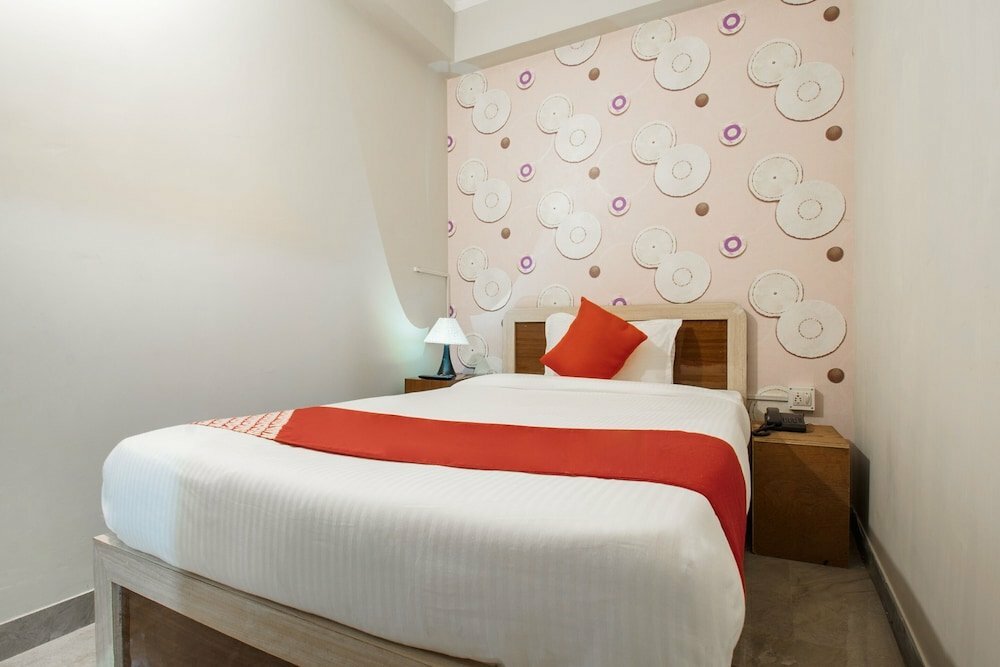 Magadh Palace Guest House @499couple friendly hourly stay available