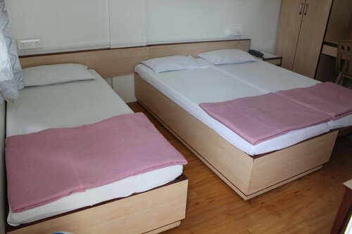 Hotel Bhooshan Sivajinagar, Забронировать Отель Недорогие отели Пуны, рядом с Колледж Фергюссона, недорого