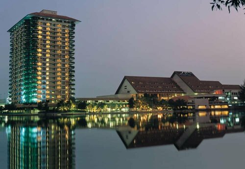 Holiday Villa Hotel & Conference Centre Subang, Забронировать Отель Отели Селангор 3 звезды, 3*