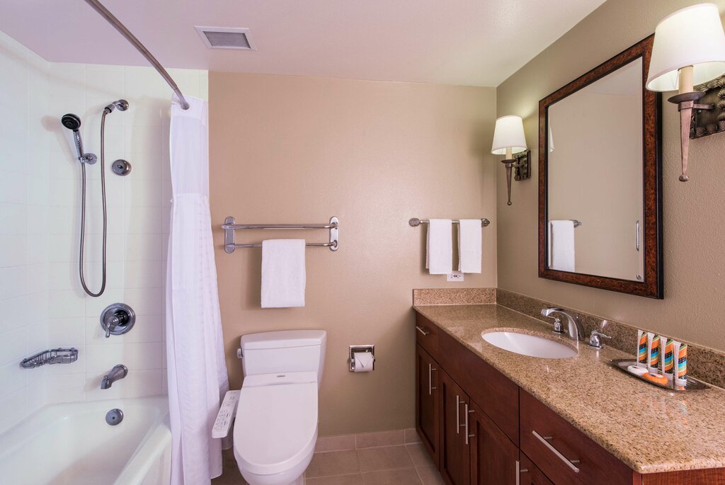 Hilton Grand Vacations Suites at Hilton Hawaiian Village