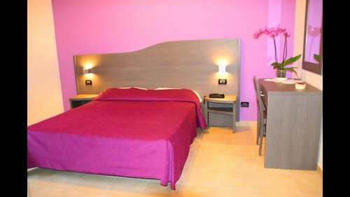 Hotel Leondoro, Book Hotel Hoteller i Castel Frentano med parkering, Parkering