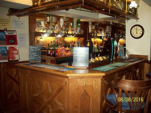 The Crown Hotel, Rezervasyon Otel Wootton Bassett 