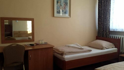 Hotel Elda, Забронировать Отель Быдгощ Куявско-Поморское воеводство, рядом с Университетская клиника