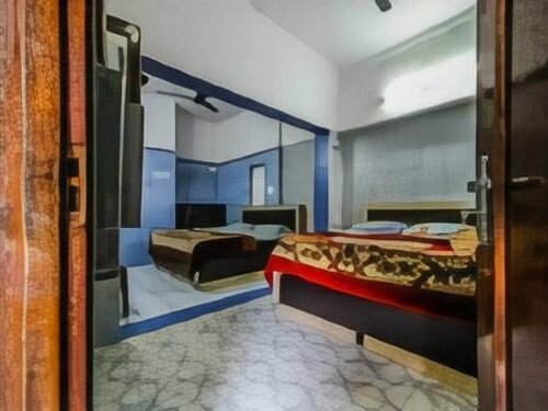 Hotel Embassy, Забронировать Отель Недорогие отели Палтан Базара, недорогие