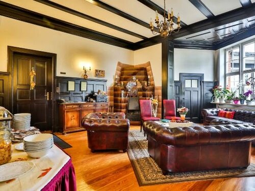 Hotel & Pension Villa Camenz, Забронировать Отель Гюстров 