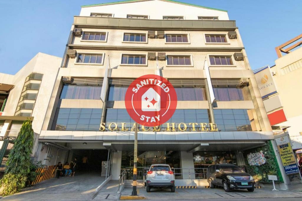 Oyo 146 Solace Hotel