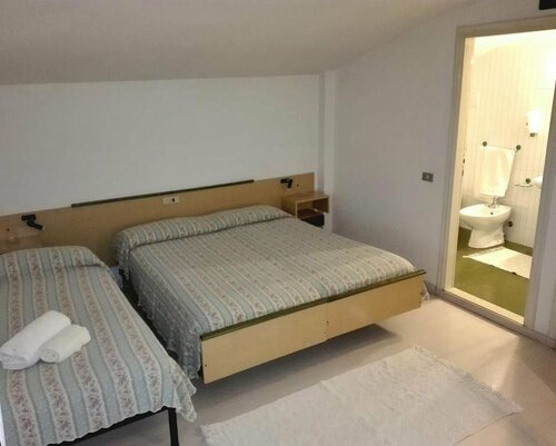 Albergo B&B Tenesi, Rezervați Bed and Breakfast Manerba del Garda Valtenesi del Garda