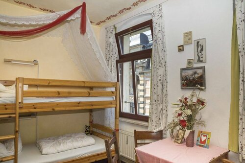 Hostel Lollis Homestay Dresden, Забронировать Хостел Нойштадт Дрезден