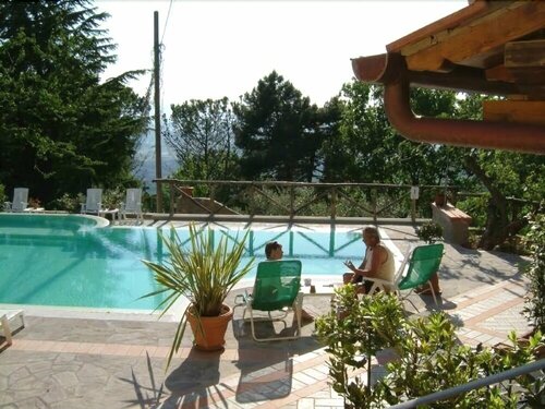 Casa Vacanze Montefiore, Book Hotel Hoteller i Lamporecchio med pool, Swimmingpool