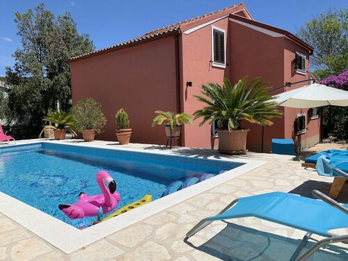 Villa Mikula, Đặt Biệt thự Khách sạn tại Split-Dalmatia County có Hồ bơi, Hồ bơi