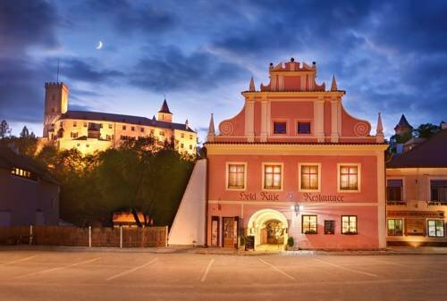 Hotel Růže, Prenota Hotel Rožmberk nad Vltavou Boemia meridionale