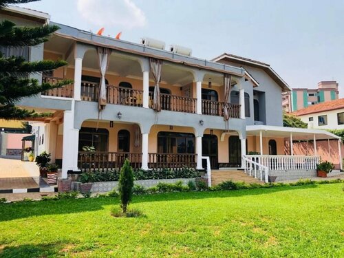 Ezra boutique villa, Rezervasyon Butik Otel Kigali Nyarugenge, Kigali Convention Centre yakınındaki