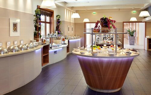 Hotel Paris Marne-la-Vallee by IHG, Забронировать Отель Отели Иль-ле-Вильнуа 4 звезды, 4*