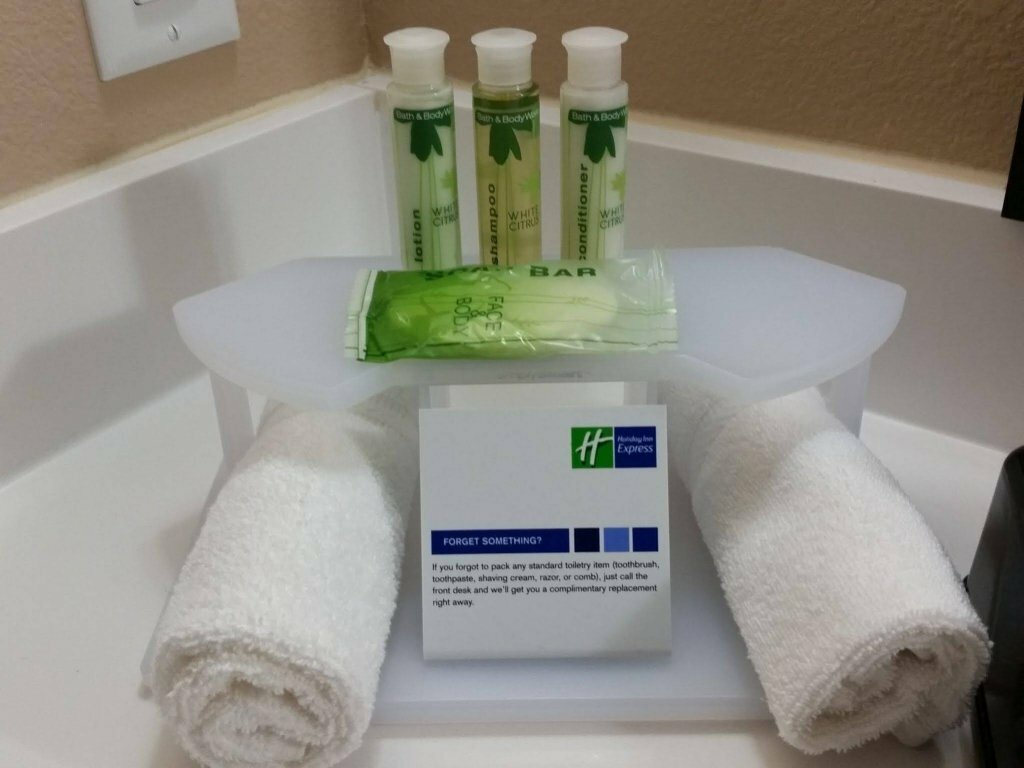 Holiday Inn Express & Suites