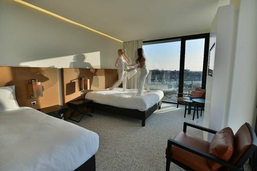 Parkhotel Kortrijk, Prenota Hotel Hotel business a Flanders, 4* 5*