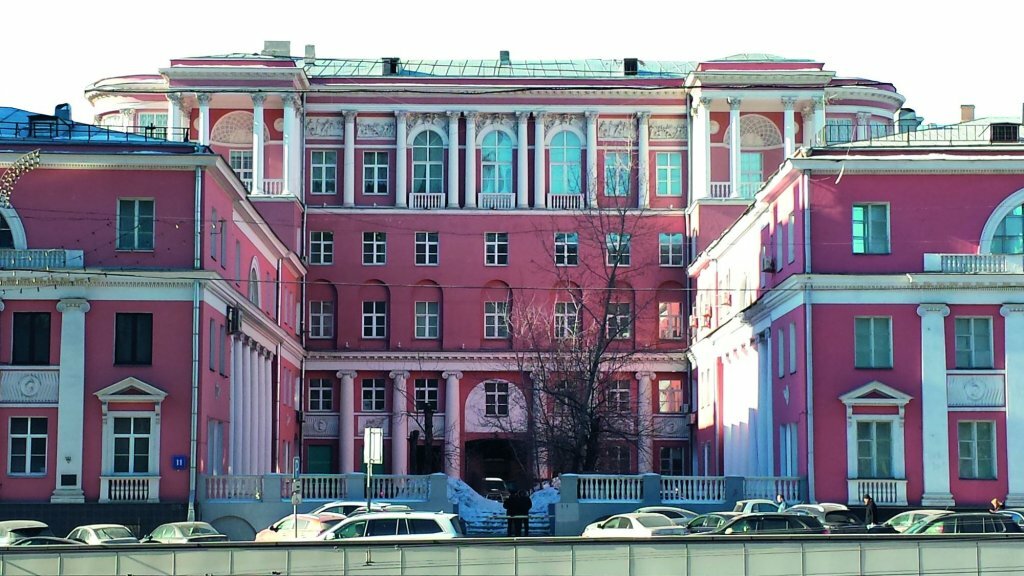 People Business Novinsky Hotel