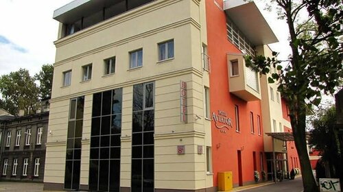 Aviator, Rezervați Hotel Pabianice 