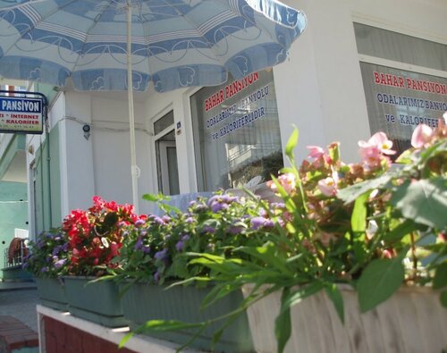 Bahar Pansiyon, Rezerwuj Hotel Hotele w Akcakoca z parkingiem, Parking