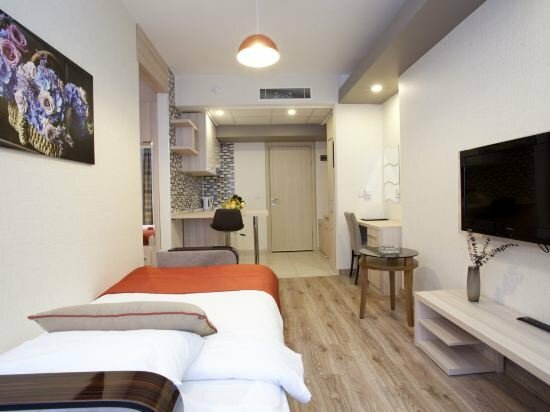 La Flora House Hotel