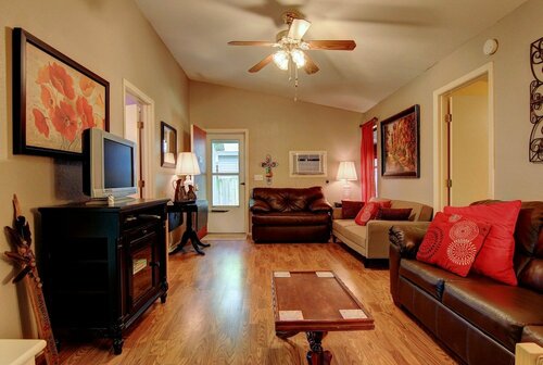 Riverfront Haven PRD1062, Book Feriehus Selma Bexar County
