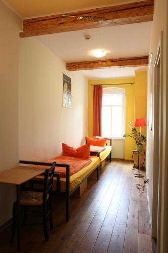 OPERA Hostel, Забронировать Хостел Эрфурт Luther Trail