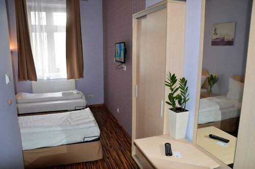 Akira Bed & Breakfast, Забронировать Отель Вроцлав Нижнесилезское воеводство
