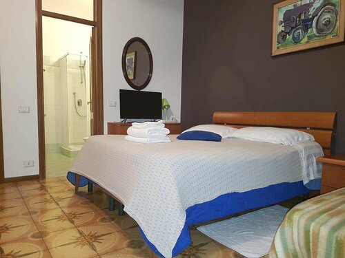 Bed & Breakfast Conca Fiorita, Забронировать Отель Бергамо Bergamo Province, рядом с Porta San Giacomo
