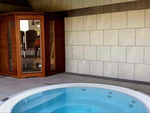 Logis Cruzel, Book Hotel Hoteller i Rhône-Alps med parkering, Parkering