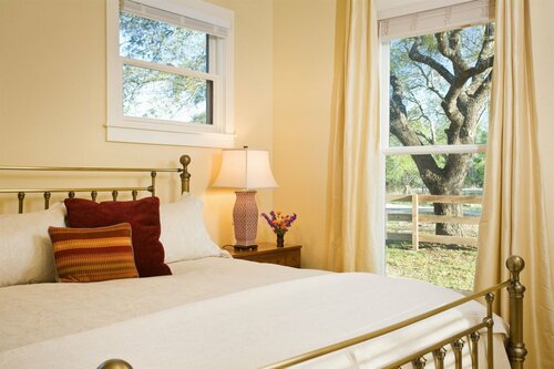Sage Hill Inn & Spa, Rezerwuj Ośrodek wypoczynkowy Kyle Texas Hill Country