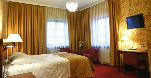 Hotel Skala, Забронировать Отель Бяла-Подляска Люблинское воеводство, рядом с District Museum