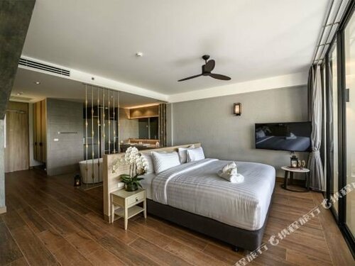 iSanook Resort & Suites Hua Hin, Забронировать Курортный отель Као-Такиаб Хуахин, рядом с Sea Pines Golf Club