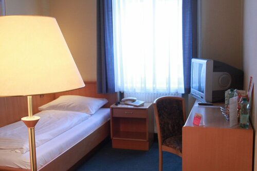 Hotel-Pension Wild, Забронировать Отель 08. Йозефштадт Вена