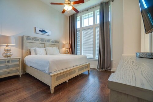 Prominence on 30A by Panhandle Getaways, Забронировать Дом для отпуска Виллы Мирамар-Бич, Вилла