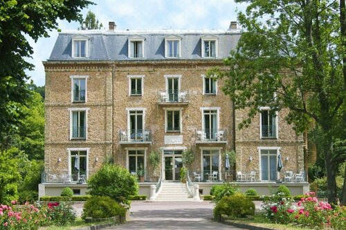 Logis Hôtel - Le Manoir de Sauvegrain, Book Hotel  