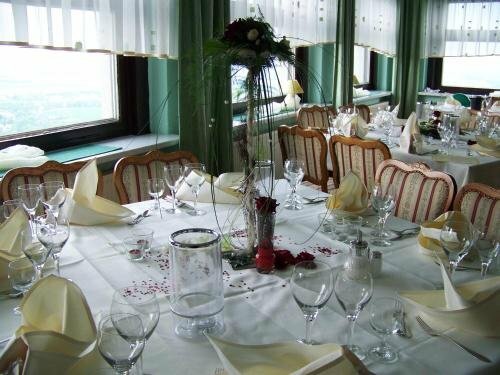 Burghotel Landeskrone, Забронировать Отель Гёрлиц Upper Lusatia
