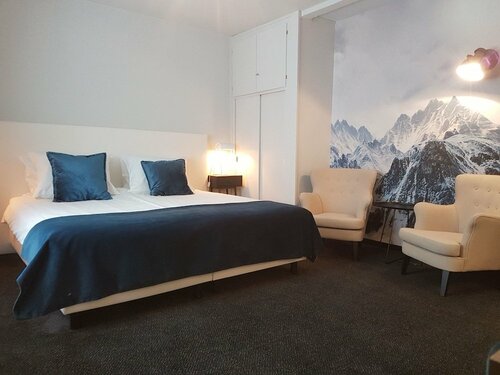 Hotel Herrloh, Забронировать Отель Отели земли Гессена с парковкой, Парковка