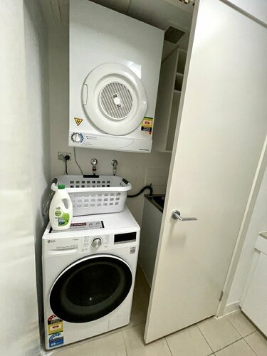 Readyset Apartments Stadium South, Rezervasyon Daire Melbourne otoparklı oteller, Otopark