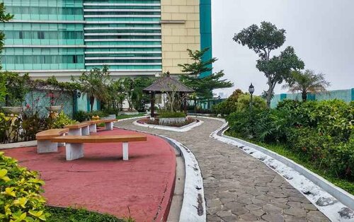 Green Central City Apartment near Shopping Centre
